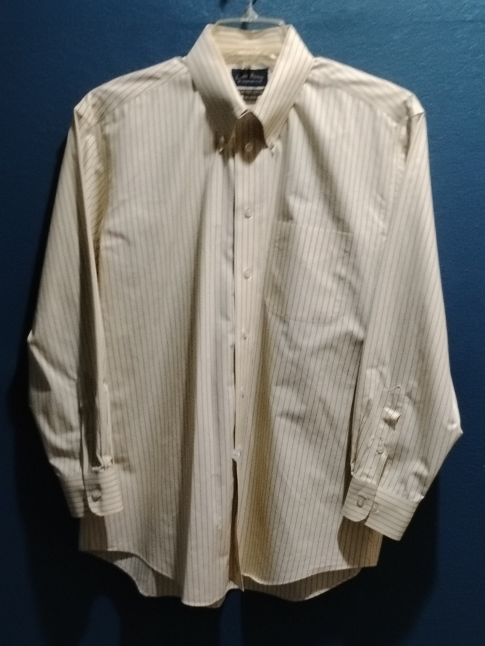 Club Room Cream Button-Down Dress Shirt with Thin Gray Pinstripes
